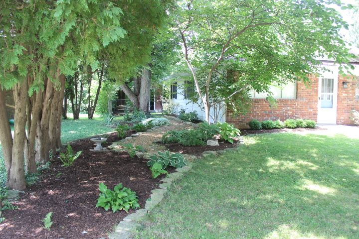 1913 South York Road Yorktown, IN 47396 - Photo 2 of 20 Gallery Image 2