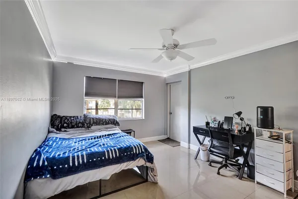 $185,000 | 4314 Northwest 9th Avenue, Unit 33D, Deerfield Beach, FL 33064