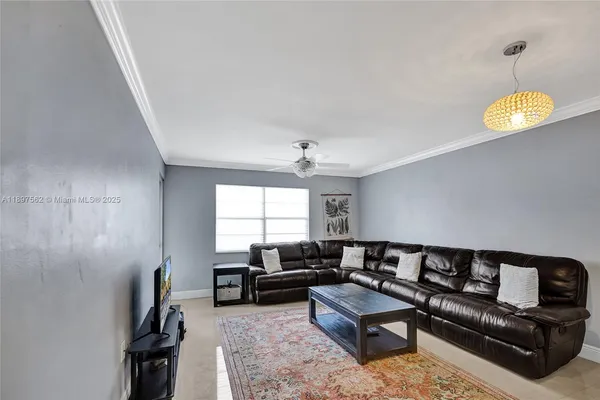$185,000 | 4314 Northwest 9th Avenue, Unit 33D, Deerfield Beach, FL 33064