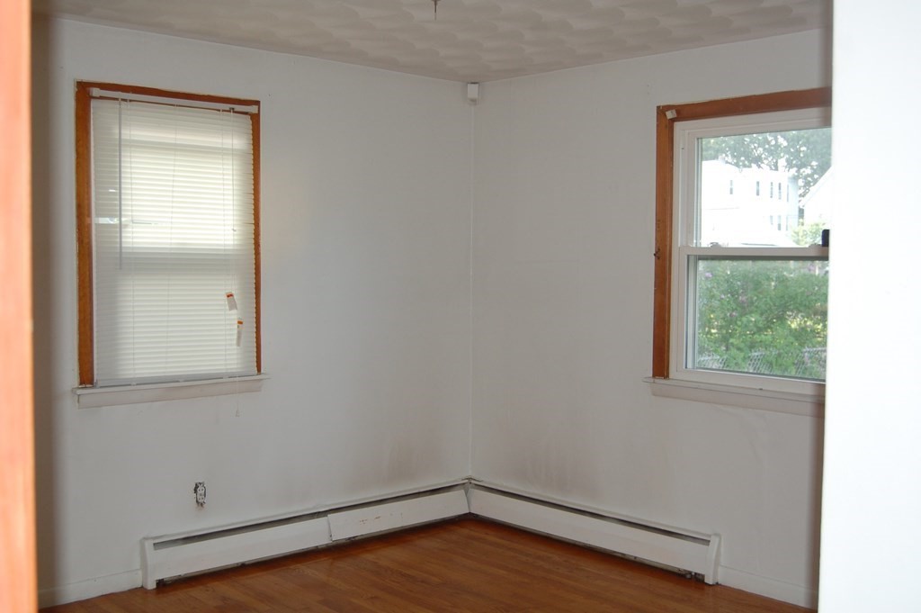 81 Rowland Street Springfield, MA 01107 - Photo 18 of 28 Gallery Image 18