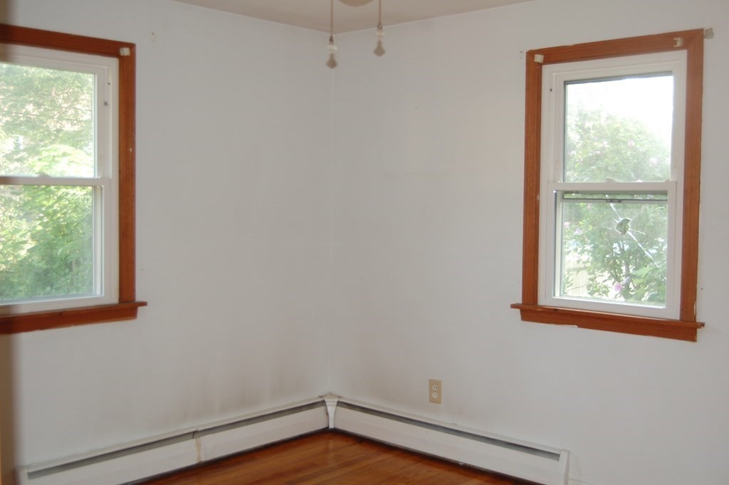81 Rowland Street Springfield, MA 01107 - Photo 20 of 28 Gallery Image 20