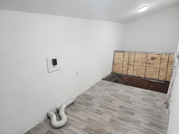 $105,900 | 125 West Ottawa Street, Logansport, IN 46947