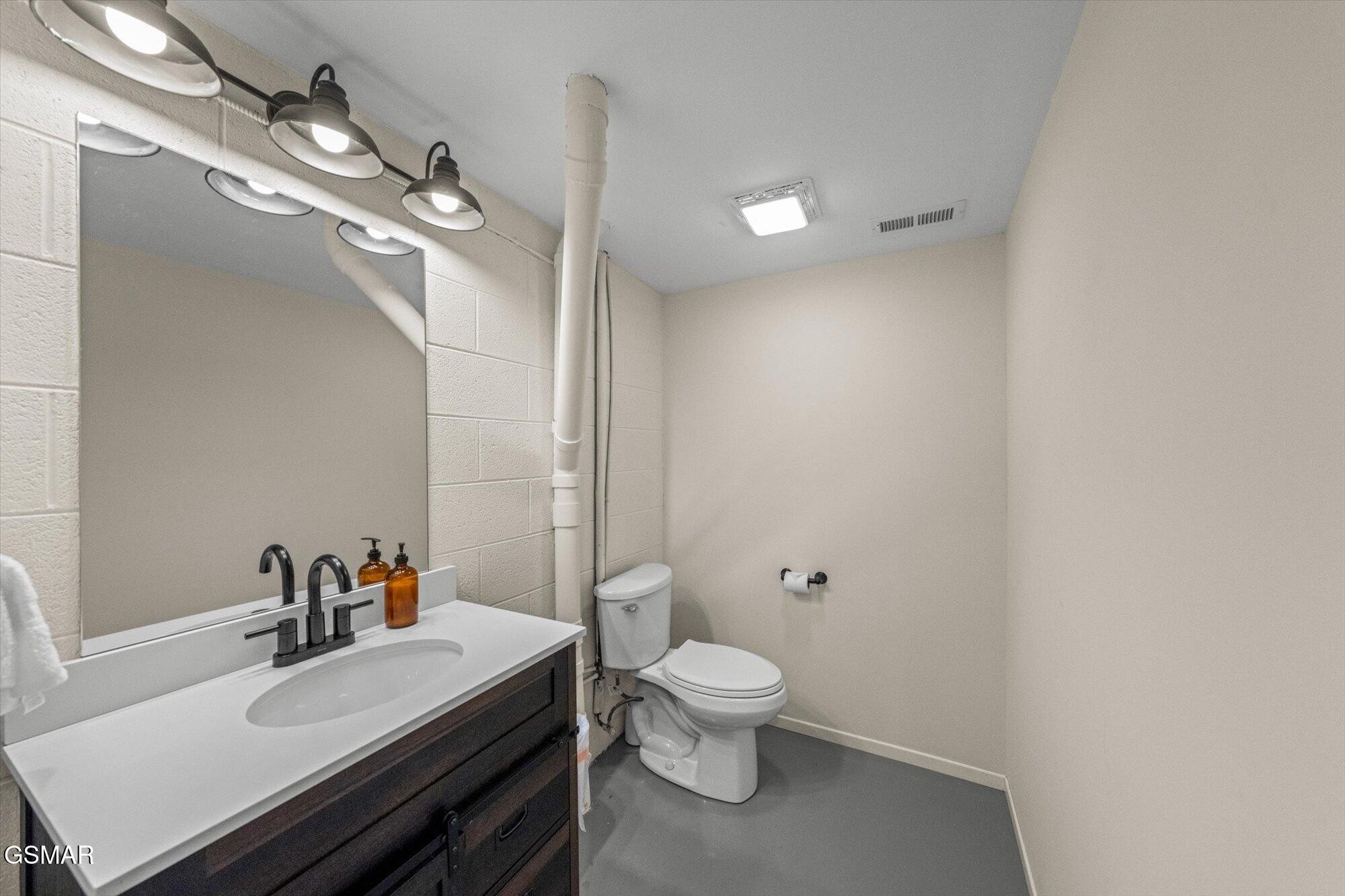 4372 Boogertown Road, Unit 2 Sevierville, TN 37876 - Photo 23 of 28 Gallery Image 23