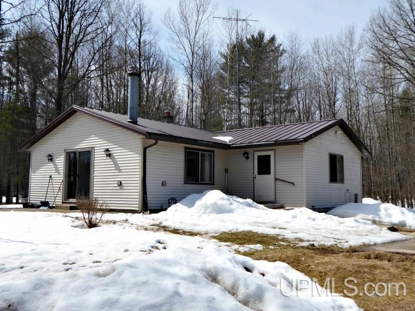 W6302 Payette Road Niagara, WI 54151 - Photo 1 of 19