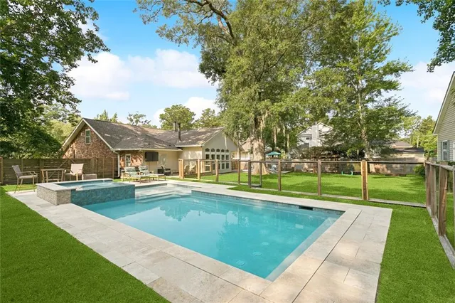 $479,000 | 203 Willow Circle, Mandeville, LA 70471