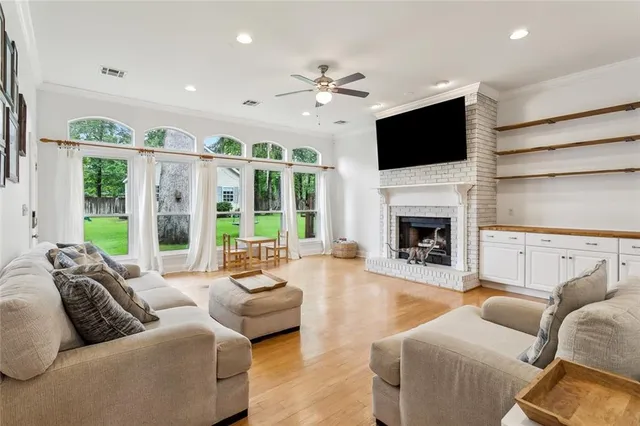 $479,000 | 203 Willow Circle, Mandeville, LA 70471