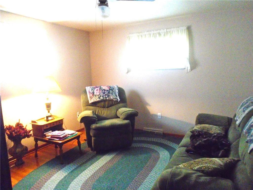 1121 Spruce Street Ambridge, PA 15003 - Photo 13 of 41