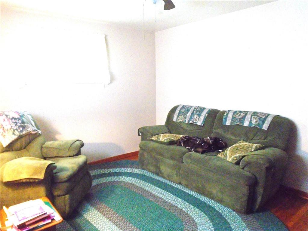 1121 Spruce Street Ambridge, PA 15003 - Photo 14 of 41