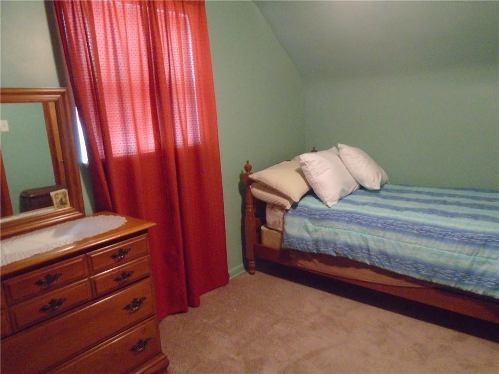 1121 Spruce Street Ambridge, PA 15003 - Photo 18 of 41