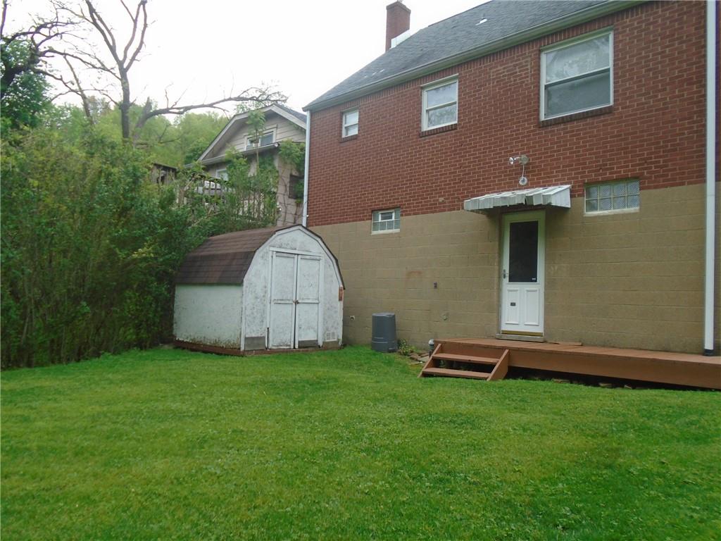 1121 Spruce Street Ambridge, PA 15003 - Photo 27 of 41