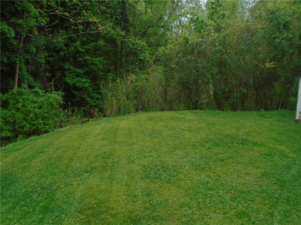 1121 Spruce Street Ambridge, PA 15003 - Photo 29 of 41