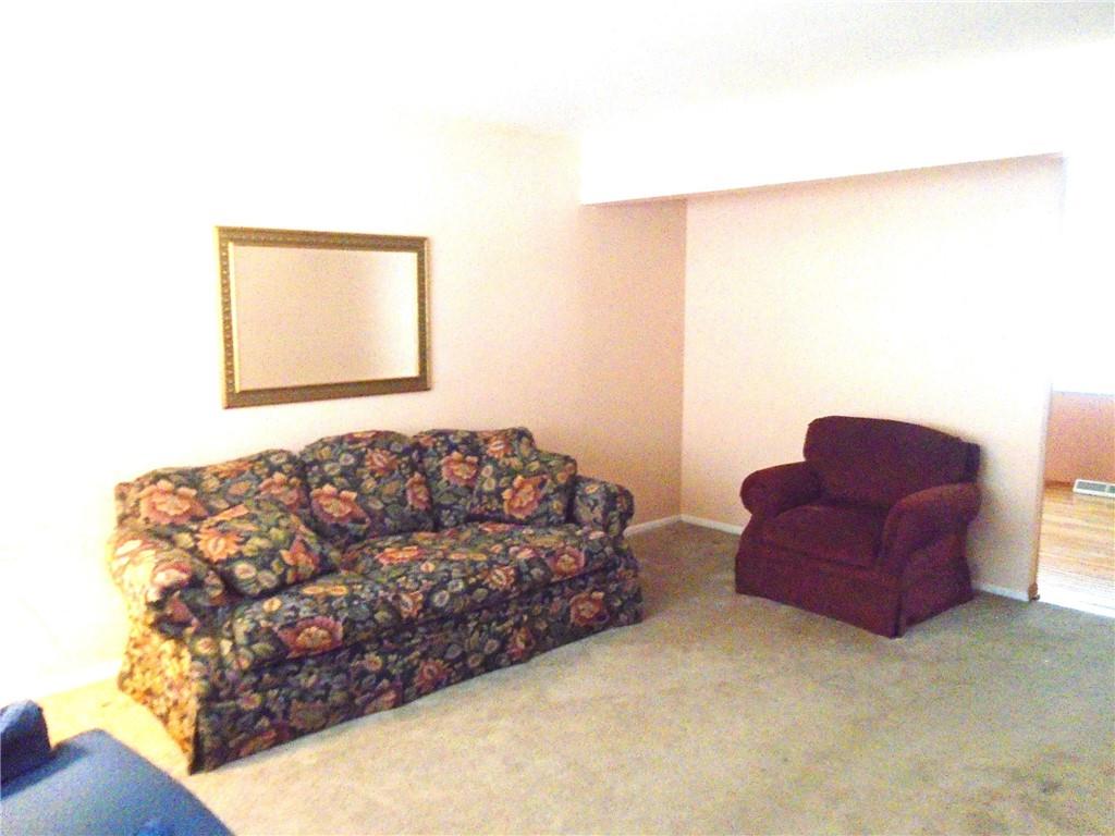 1121 Spruce Street Ambridge, PA 15003 - Photo 3 of 41