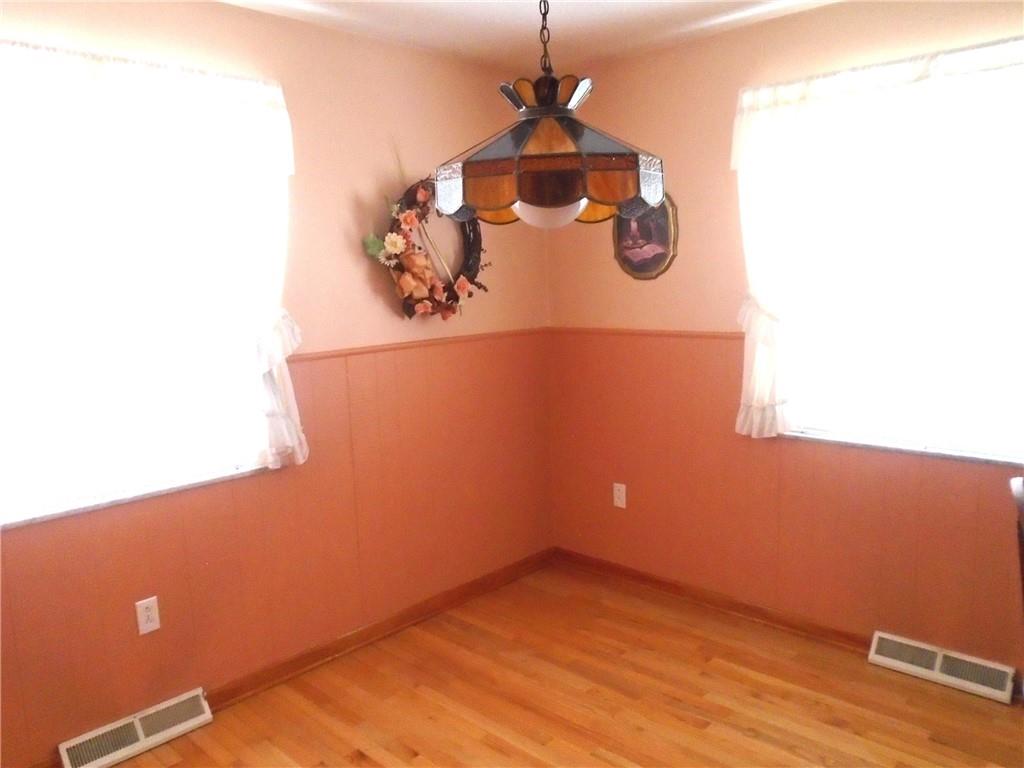 1121 Spruce Street Ambridge, PA 15003 - Photo 31 of 41