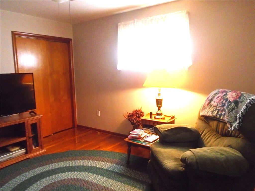 1121 Spruce Street Ambridge, PA 15003 - Photo 32 of 41
