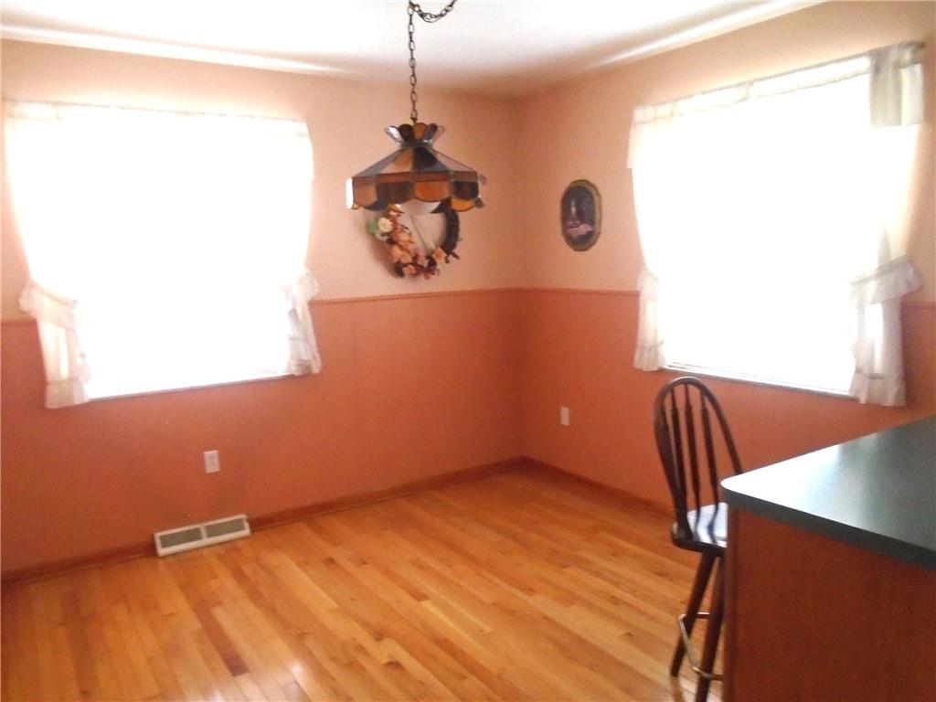 1121 Spruce Street Ambridge, PA 15003 - Photo 8 of 41