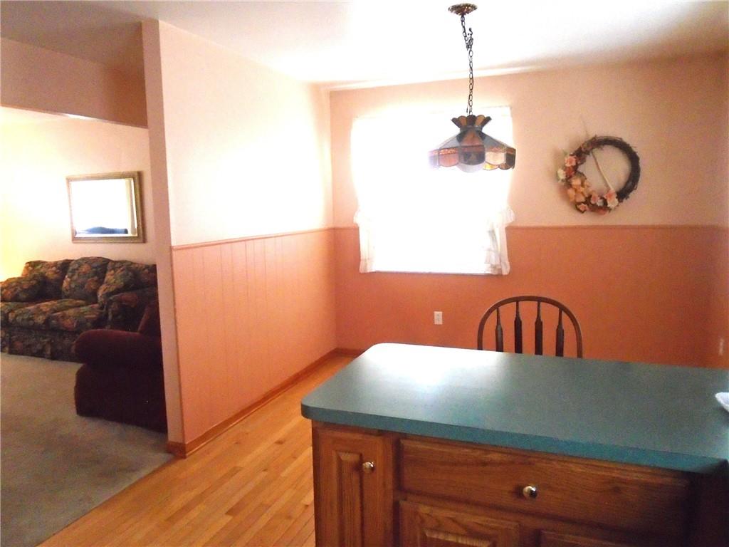 1121 Spruce Street Ambridge, PA 15003 - Photo 9 of 41