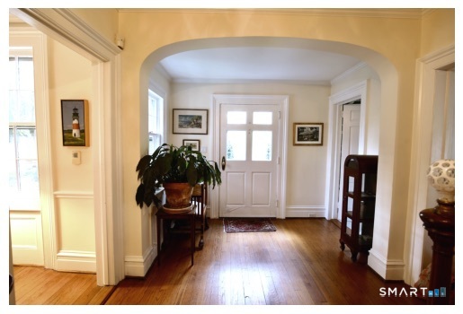 11 Clapboard Hill Road Westport, CT 06880 - Photo 14 of 22