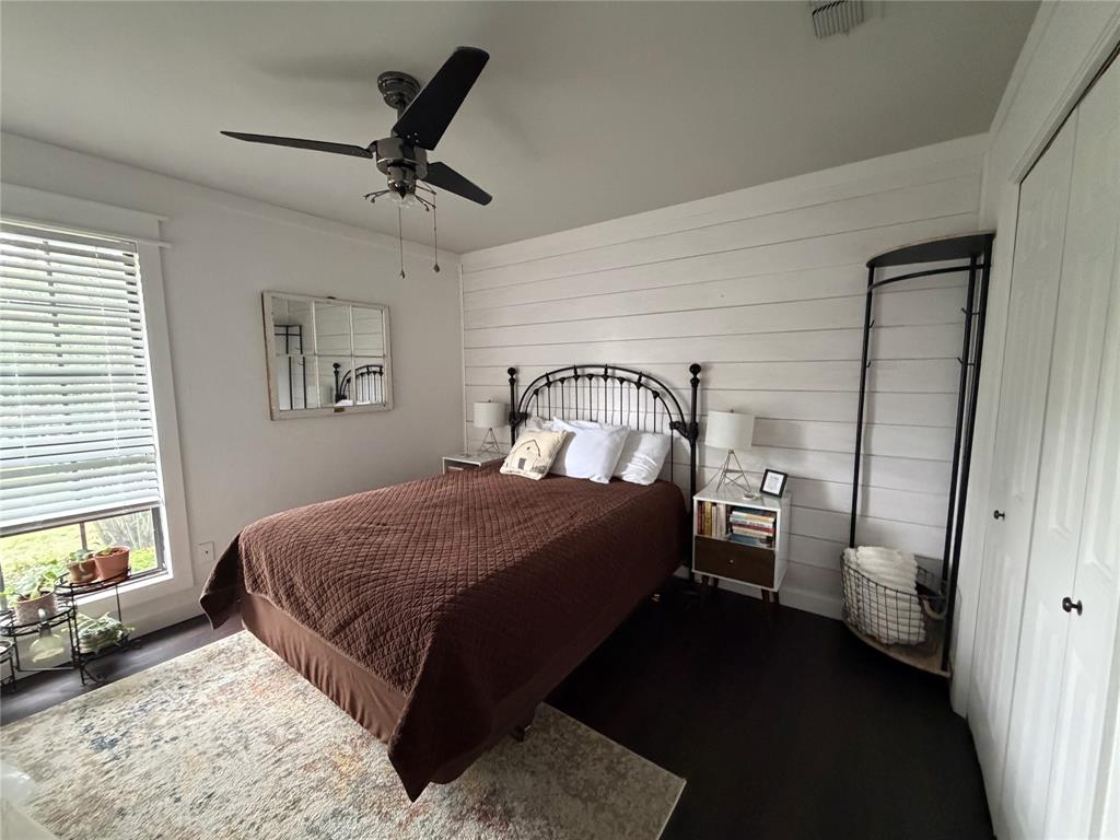 925 Manciples Way Abilene, TX 79602 - Photo 14 of 30 a bedroom with a bed and window