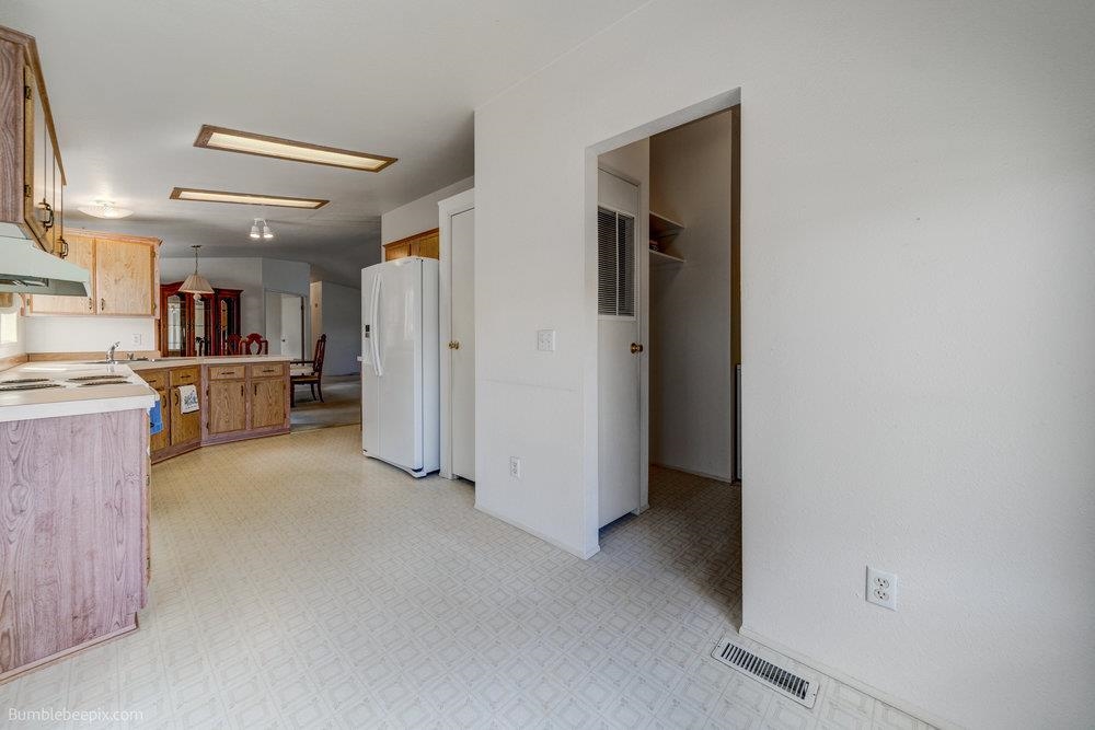 14508 North Logan Lane Mead, WA 99021 - Photo 21 of 40 Gallery Image 21