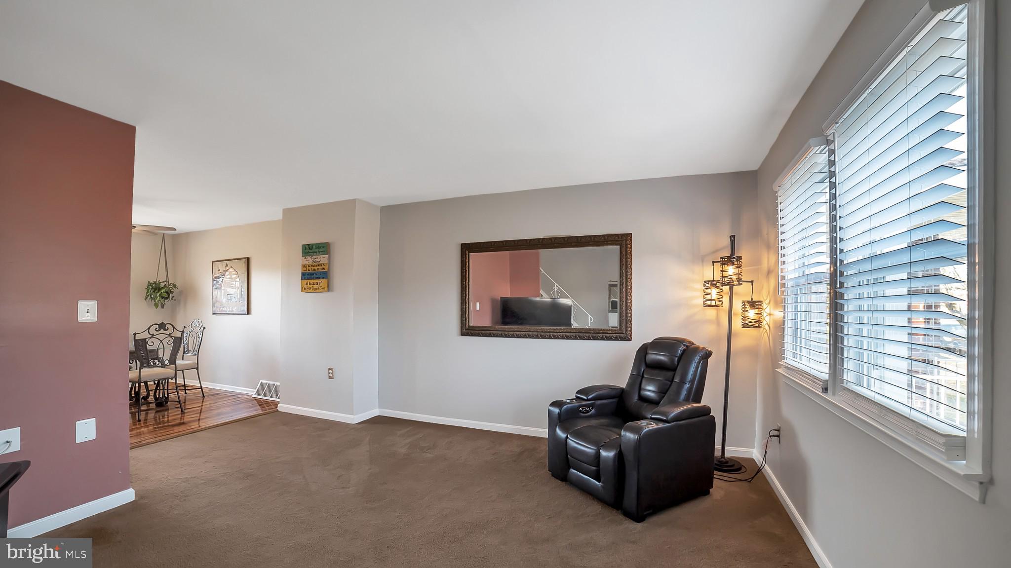 14 Haley Road Baltimore, MD 21221 - Photo 3 of 28