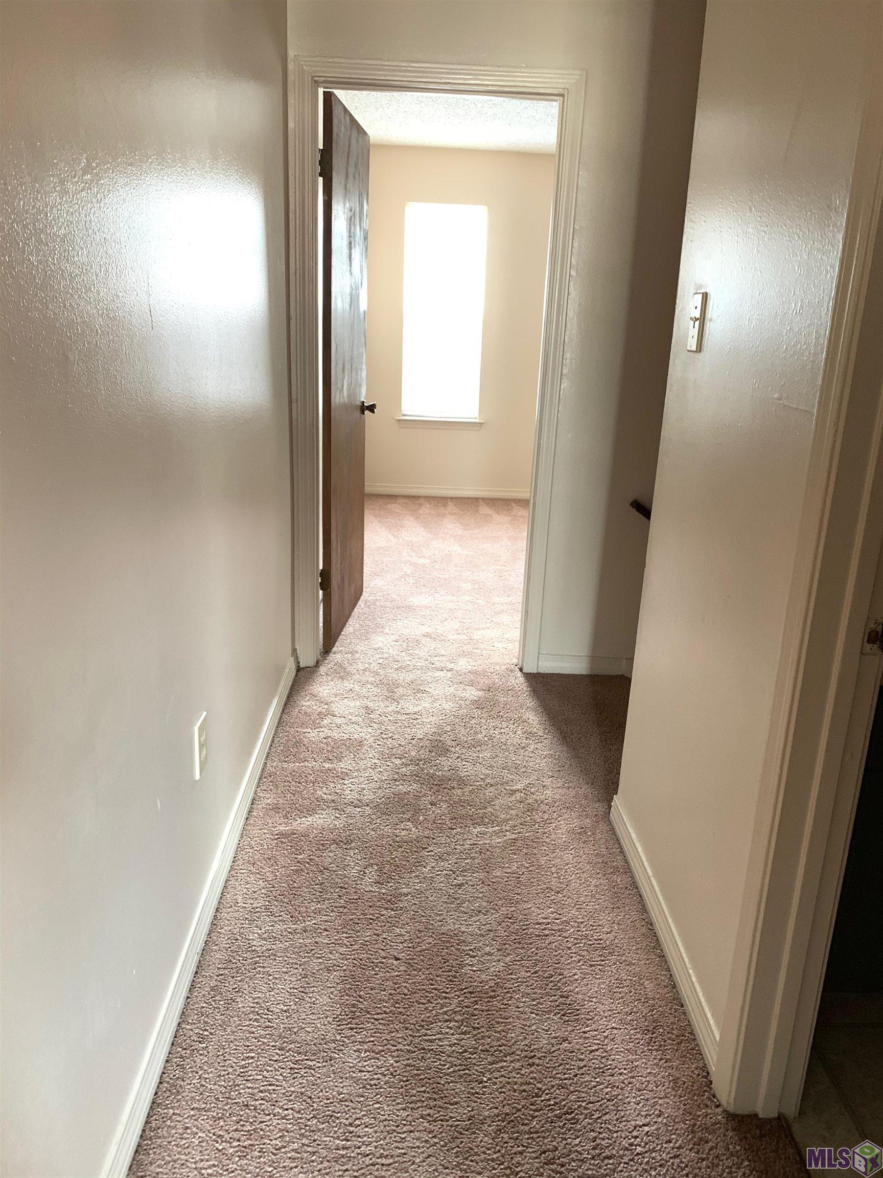 8865 GSRI Avenue Baton Rouge, LA 70810 - Photo 4 of 10 Gallery Image 4