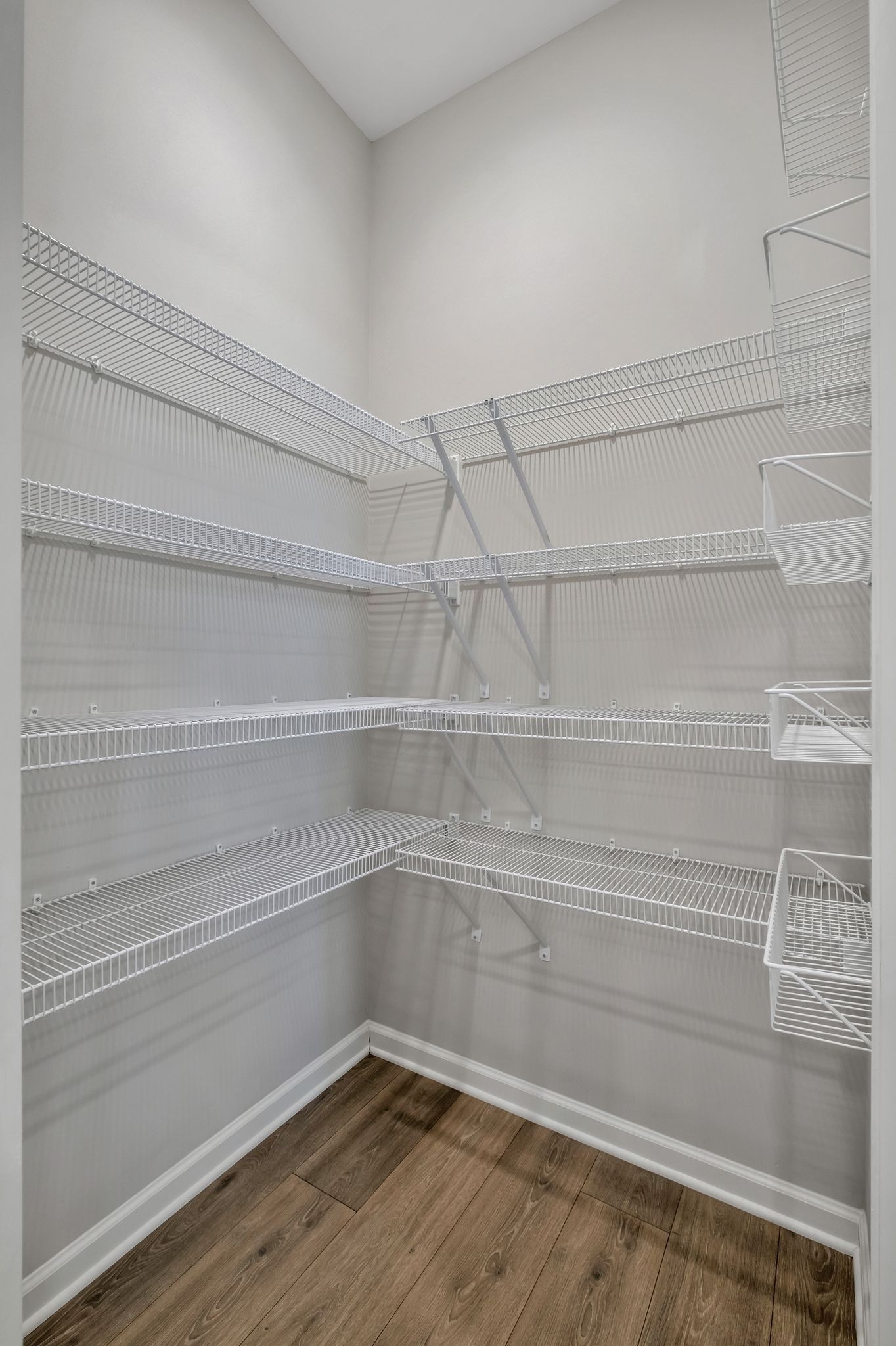 3721 Hoggett Ford Road Hermitage, TN 37076 - Photo 18 of 33 a view of a room with empty racks