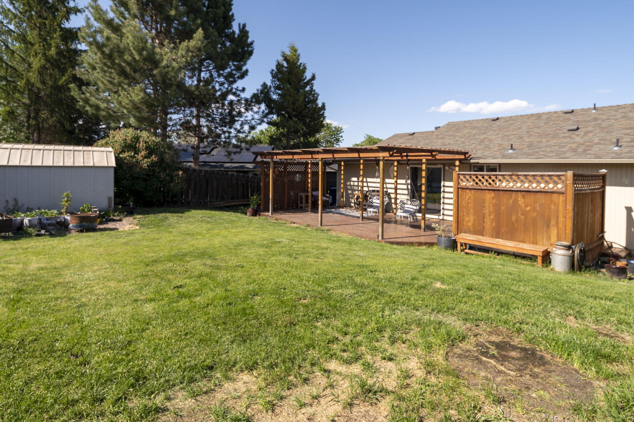 1935 Southwest 33rd Street Redmond, OR 97756 - Photo 21 of 31 Exterior 10