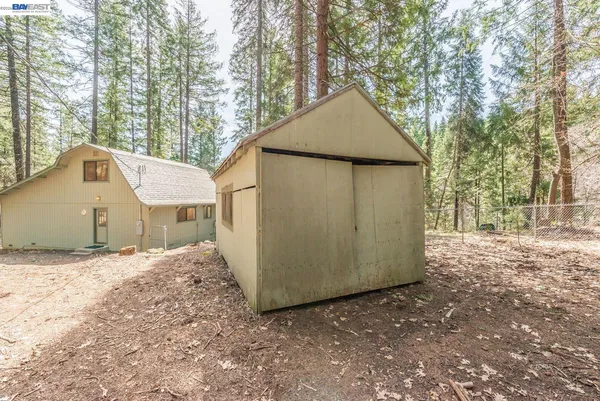 $345,000 | 121 Mountain Aire Lane, Trinity Center, CA 96091