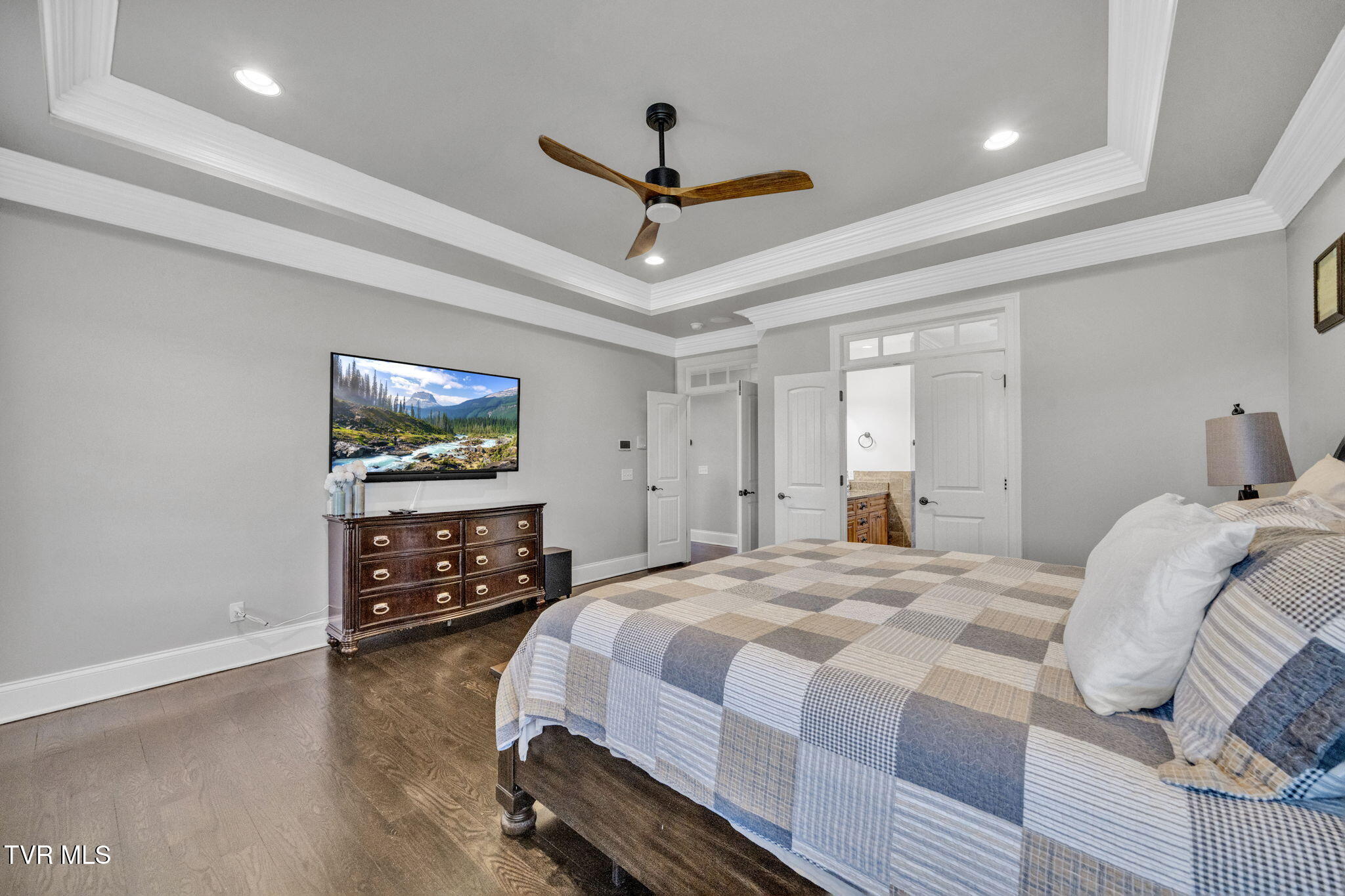 301 Sunset Ridge Court Johnson City, TN 37615 - Photo 16 of 80 29-web-or-mls-DSC02811