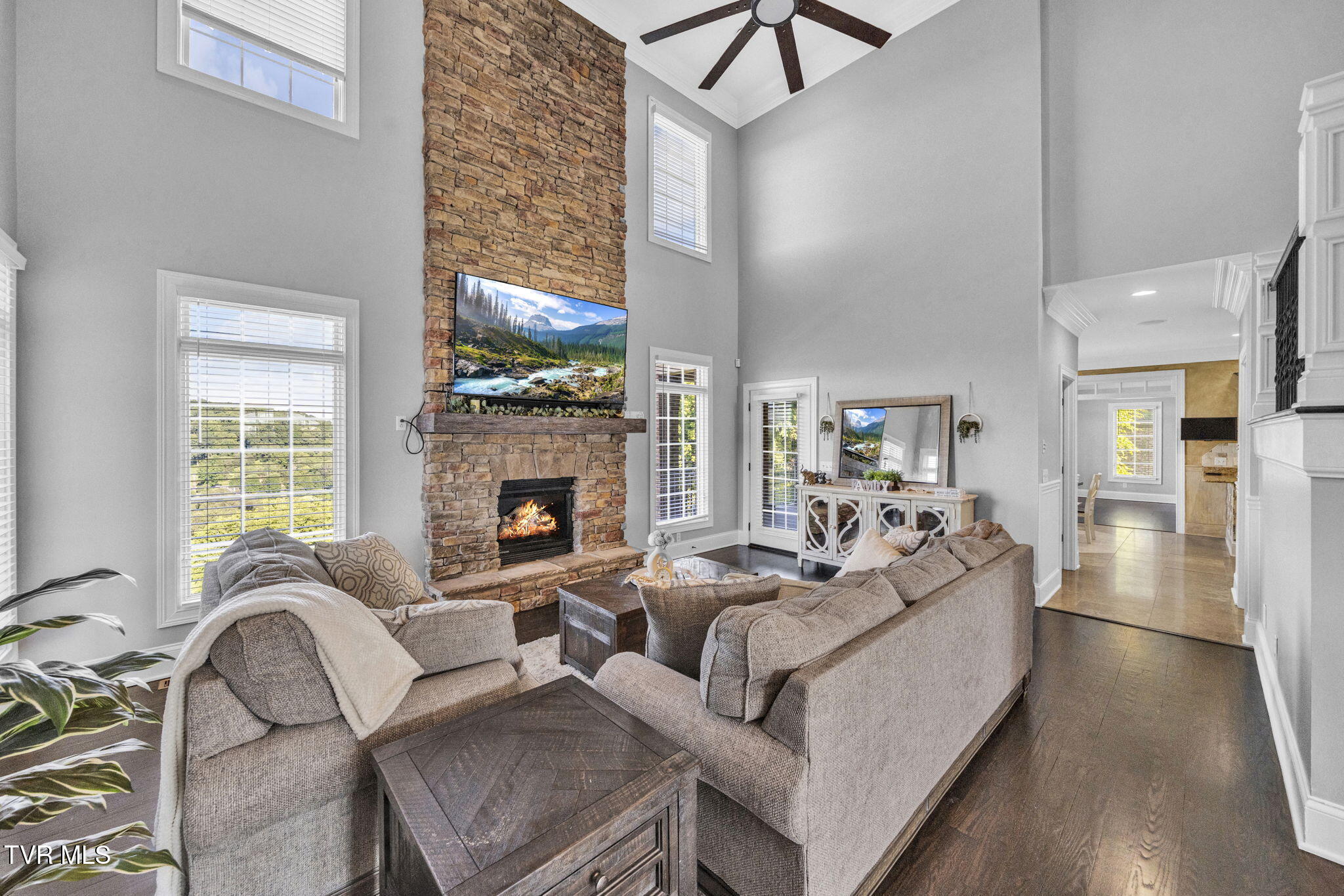 301 Sunset Ridge Court Johnson City, TN 37615 - Photo 4 of 80 14-web-or-mls-DSC02844