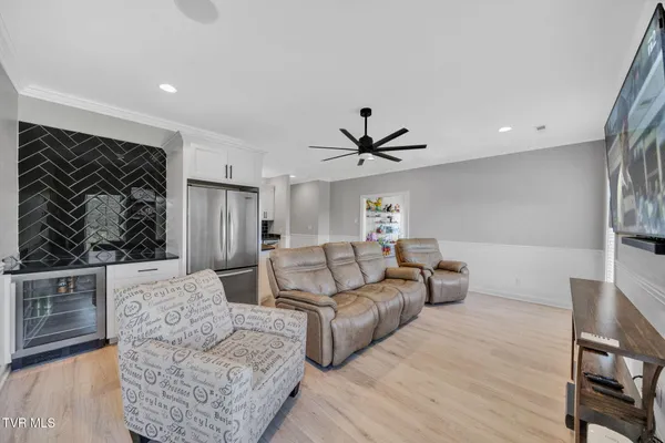 $1,175,000 | 301 Sunset Ridge Court, Johnson City, TN 37615