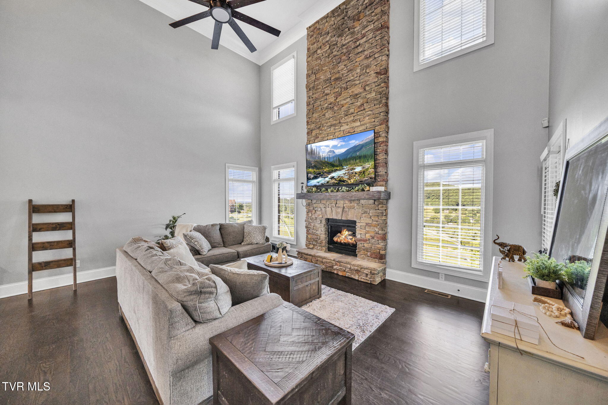 301 Sunset Ridge Court Johnson City, TN 37615 - Photo 6 of 80 39-web-or-mls-DSC02850