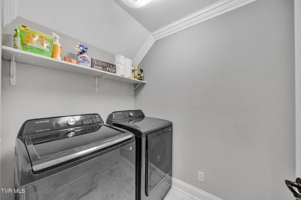 $1,175,000 | 301 Sunset Ridge Court, Johnson City, TN 37615