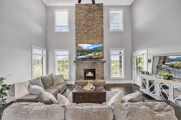 $1,175,000 | 301 Sunset Ridge Court, Johnson City, TN 37615