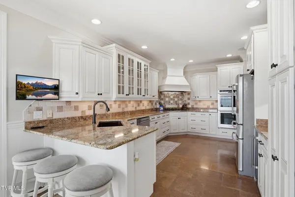 $1,175,000 | 301 Sunset Ridge Court, Johnson City, TN 37615