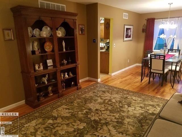 42542 Park Ridge Road Novi, MI 48375 - Photo 5 of 33