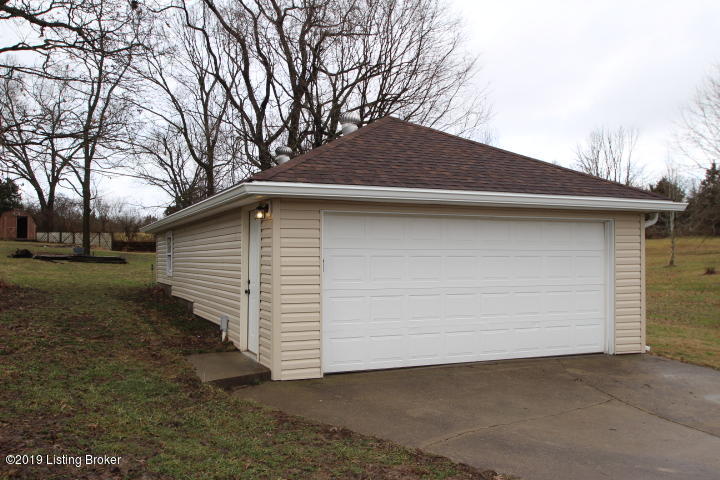 1056 Bonds Mill Road Lawrenceburg, KY 40342 - Photo 26 of 31 IMG_8633