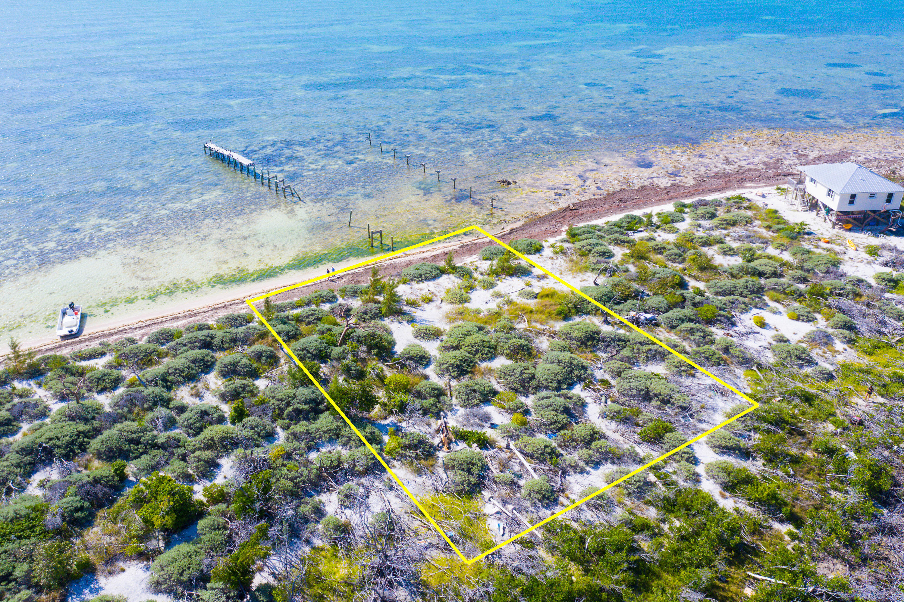 2 Cooks Island Big Pine Key, FL 33043 - Photo 8 of 26 a view of a large yard