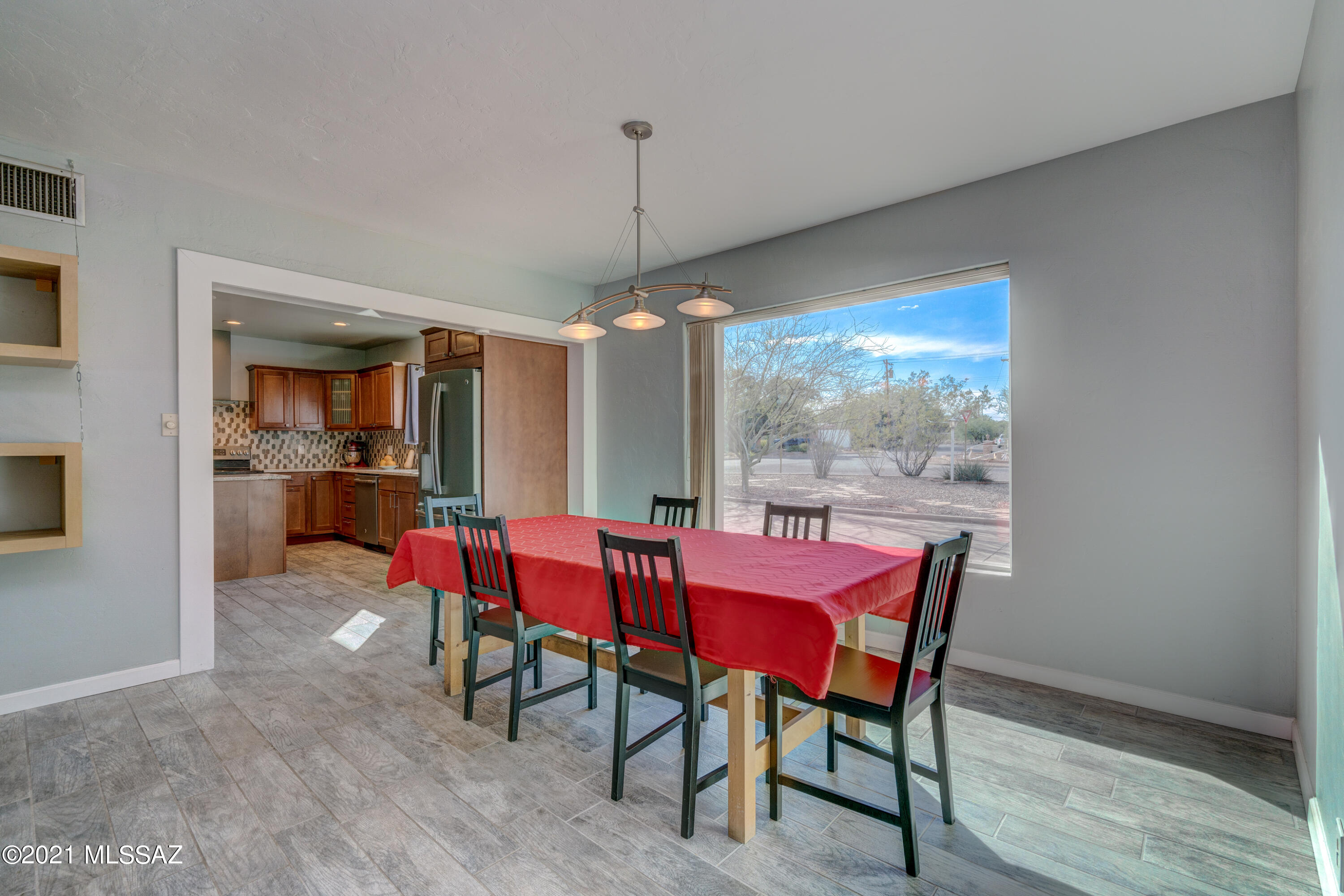 2001 East Rennoc Stravenue Tucson, AZ 85719 - Photo 9 of 50 Gallery Image 9