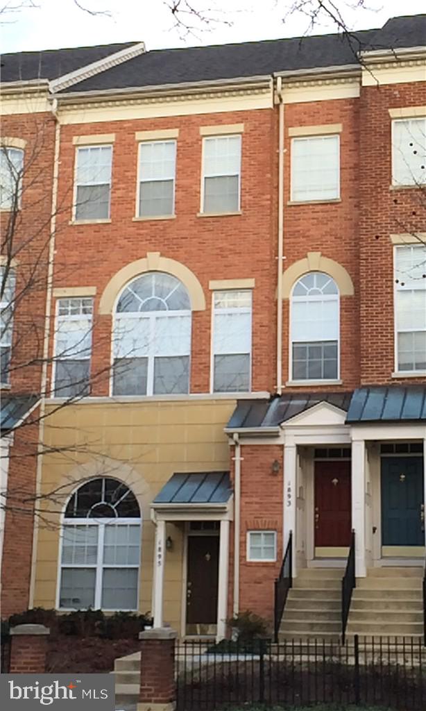 1893 Crescent Park Drive, Unit 109B Reston, VA 20190 - Photo 1 of 26