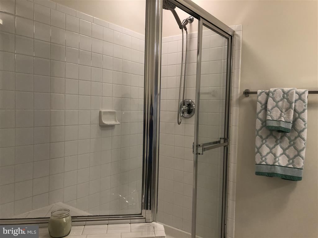 1893 Crescent Park Drive, Unit 109B Reston, VA 20190 - Photo 17 of 26