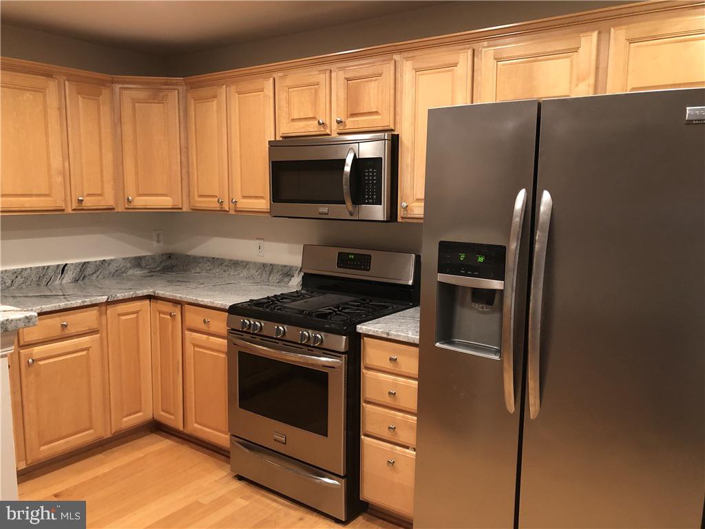 1893 Crescent Park Drive, Unit 109B Reston, VA 20190 - Photo 5 of 26
