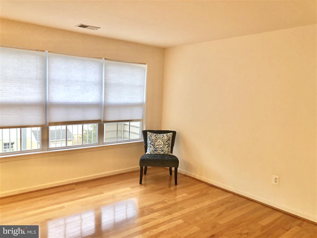 1893 Crescent Park Drive, Unit 109B Reston, VA 20190 - Photo 9 of 26