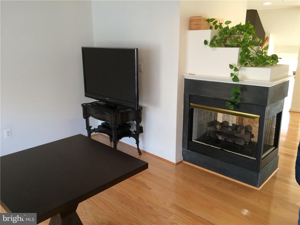 1893 Crescent Park Drive, Unit 109B Reston, VA 20190 - Photo 10 of 26