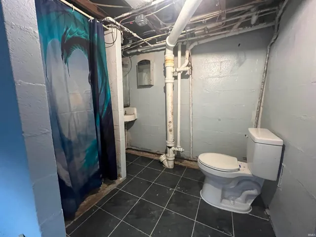 $89,900 | 916 West 10th Street, Connersville, IN 47331