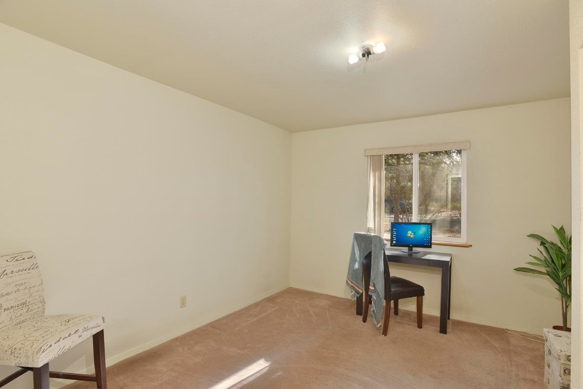 16437 Friar Road Weed, CA 96094 - Photo 10 of 32 Gallery Image 10