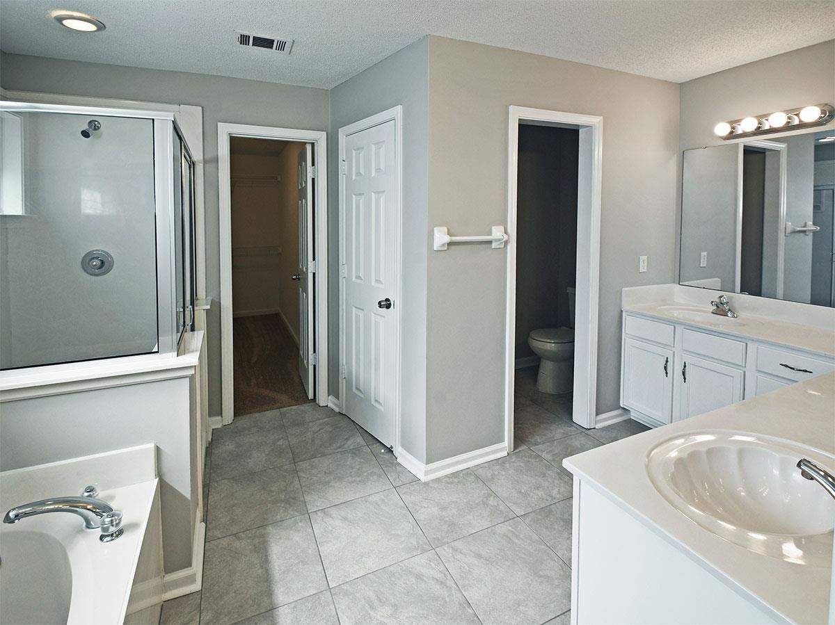 10135 Cameron Ridge Trail Memphis, TN 38016 - Photo 12 of 18 Gallery Image 12