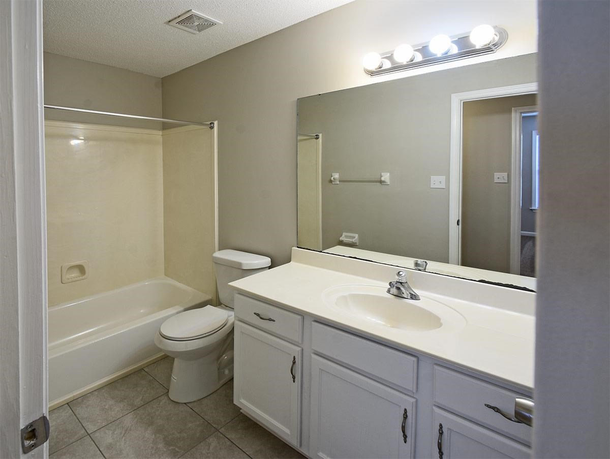 10135 Cameron Ridge Trail Memphis, TN 38016 - Photo 17 of 18 Gallery Image 17