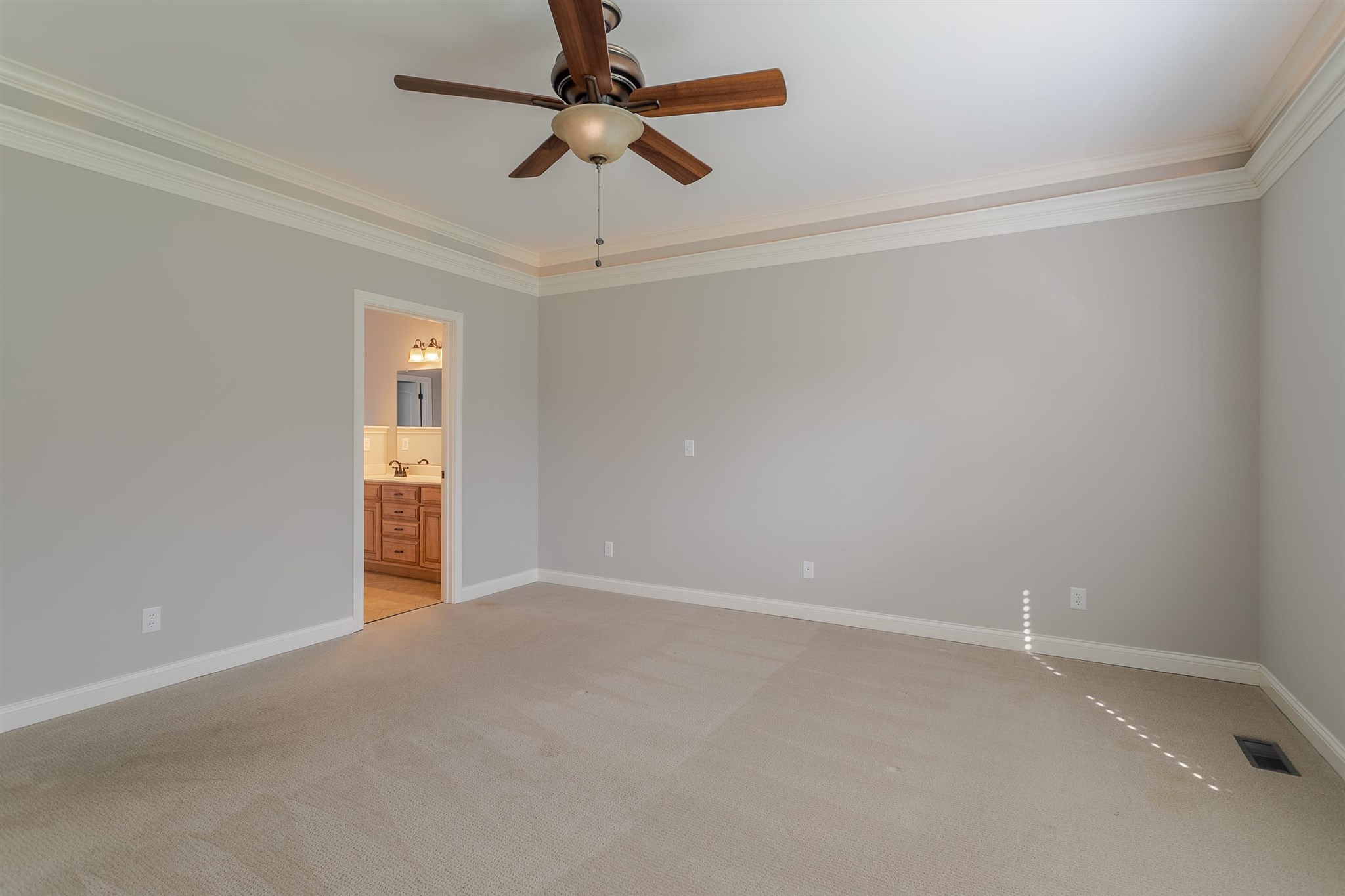 4368 Huntington Ridge Circle Newburgh, IN 47630 - Photo 17 of 35 Gallery Image 17