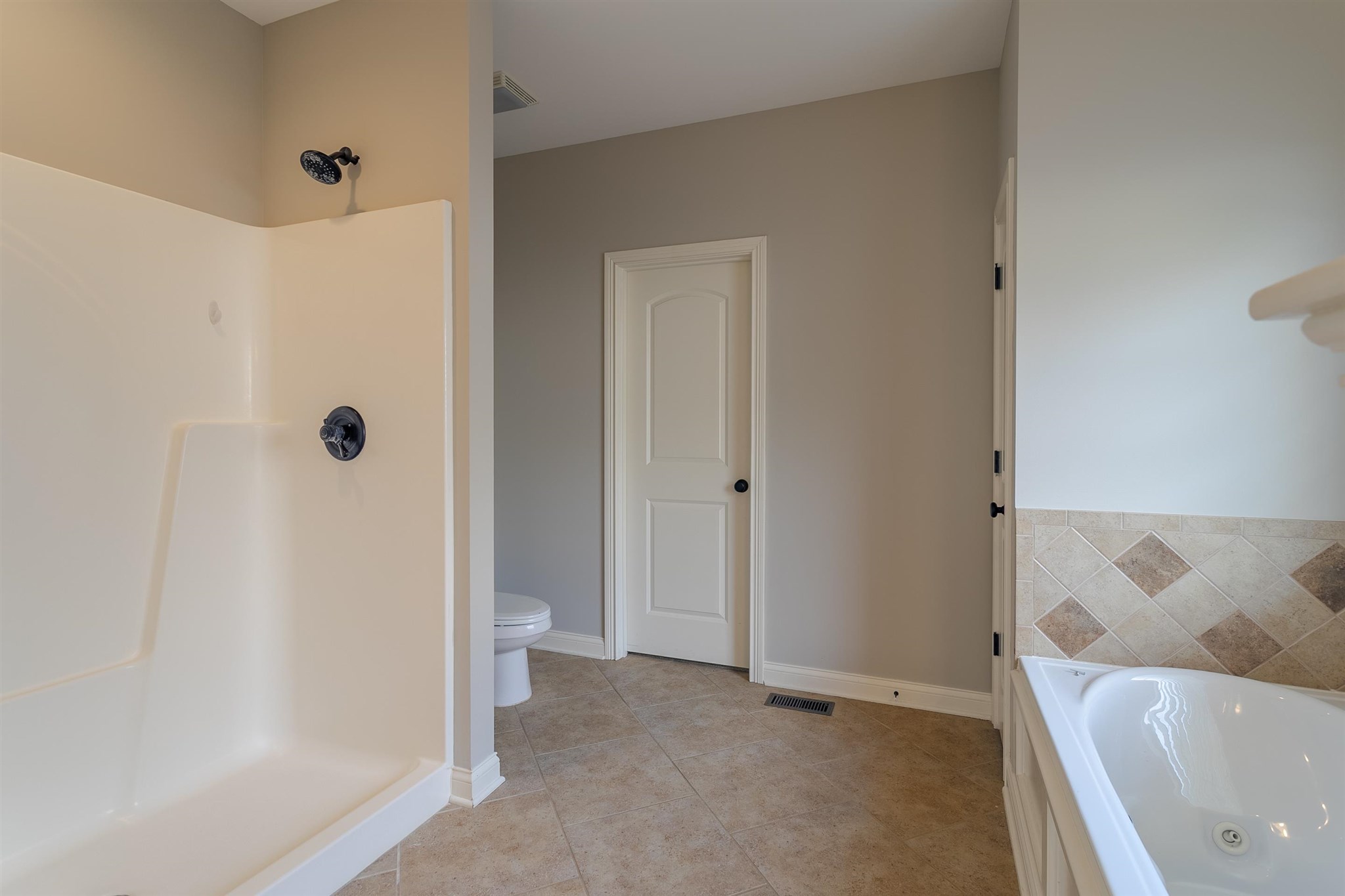 4368 Huntington Ridge Circle Newburgh, IN 47630 - Photo 21 of 35 Gallery Image 21